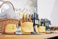 /album/workshops/queijos-e-vinhos-02-jpg/